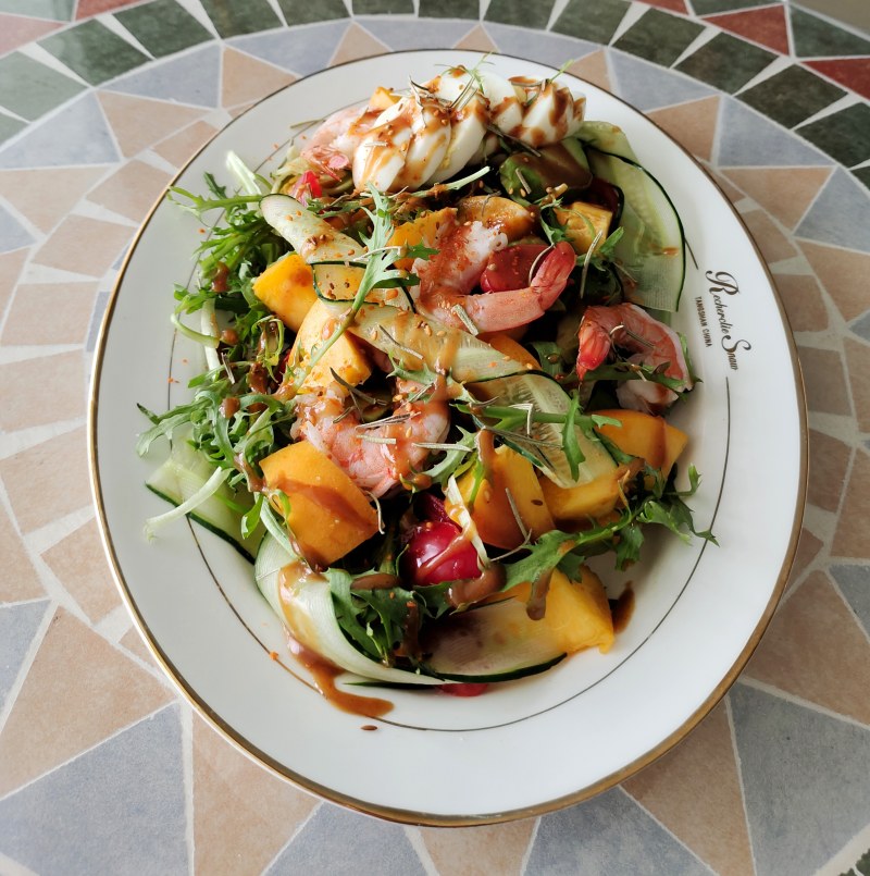 Fruit and Vegetable Eggs How to make shrimp salad: 9